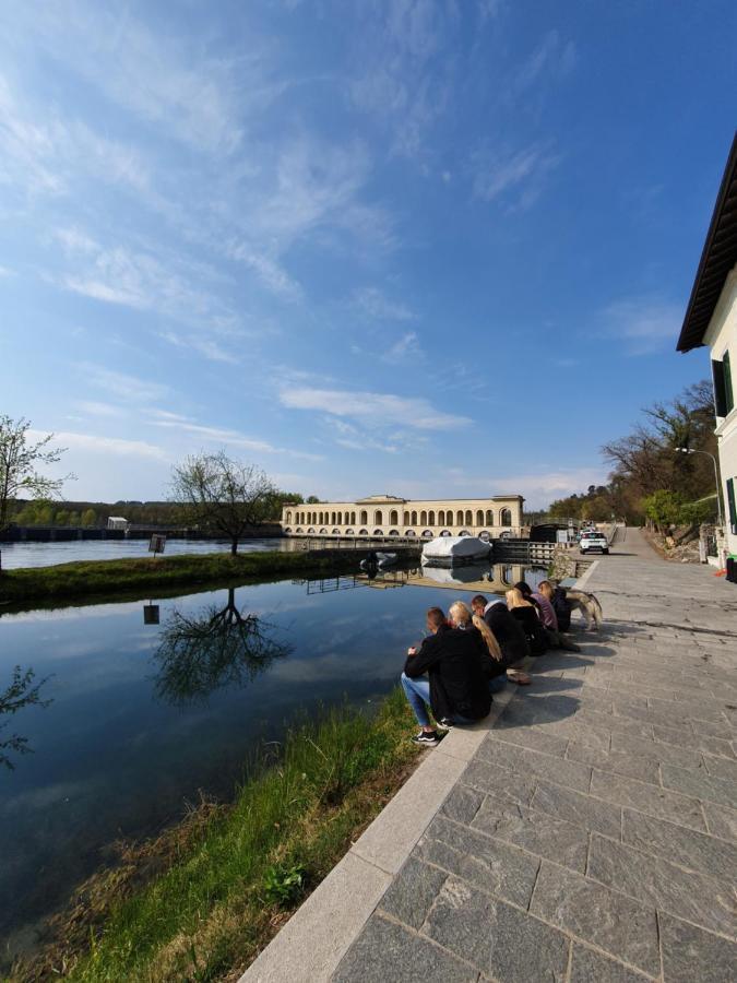Panperduto Hostel Сома Ломбардо Екстериор снимка