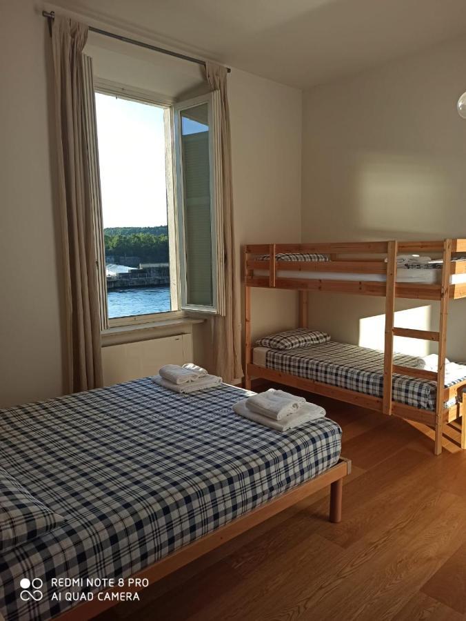 Panperduto Hostel Сома Ломбардо Екстериор снимка