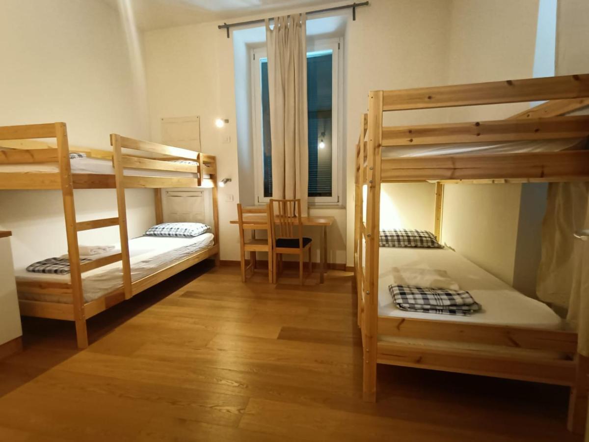 Panperduto Hostel Сома Ломбардо Екстериор снимка